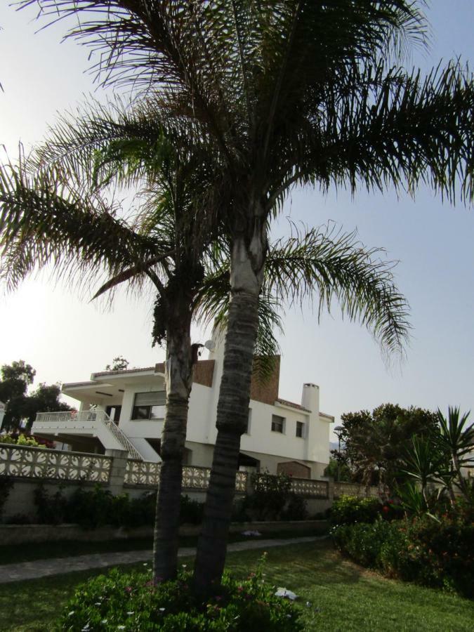 Malaga Paradise Beach 托雷德本纳贾尔邦 外观 照片