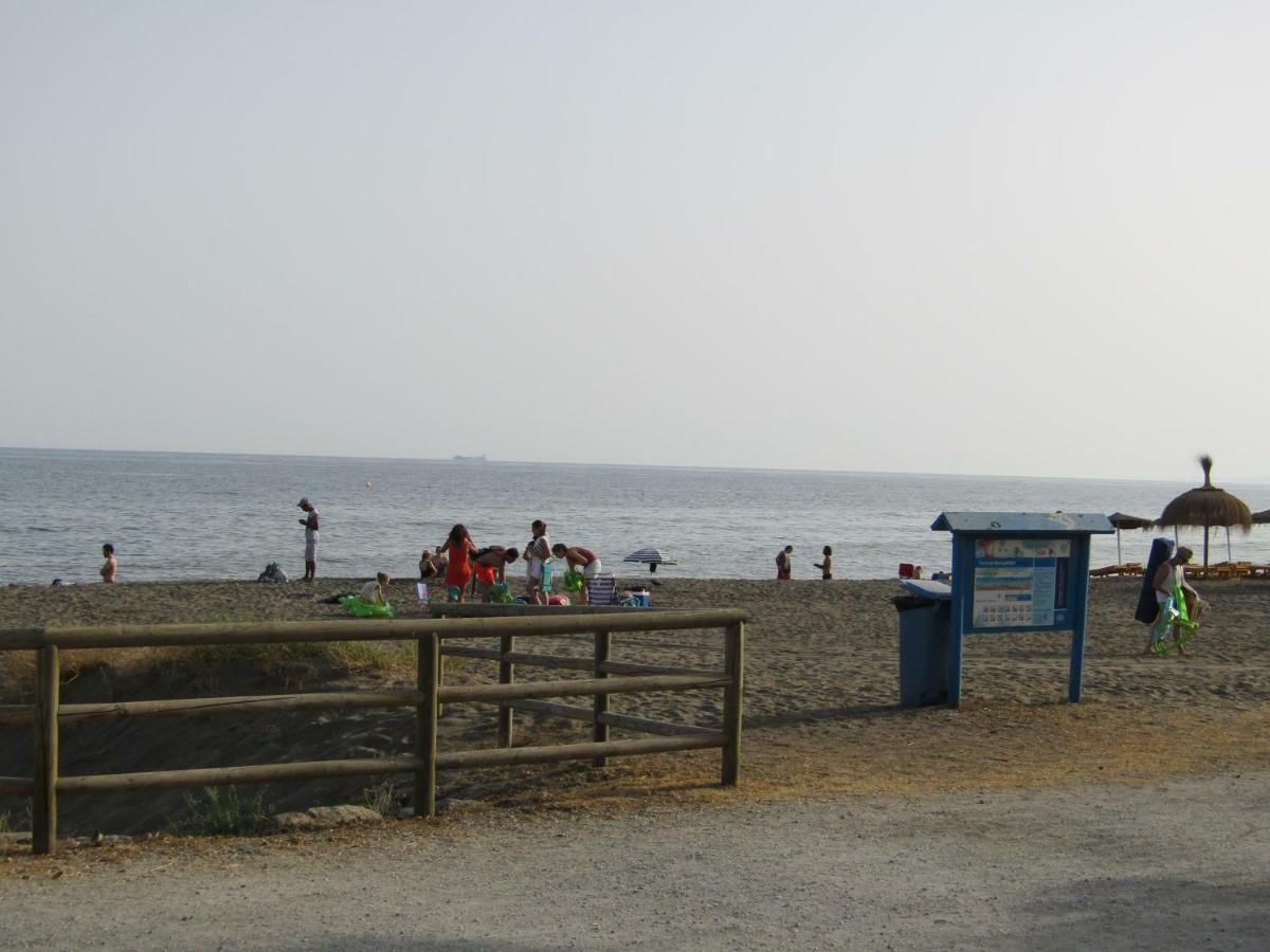 Malaga Paradise Beach 托雷德本纳贾尔邦 外观 照片
